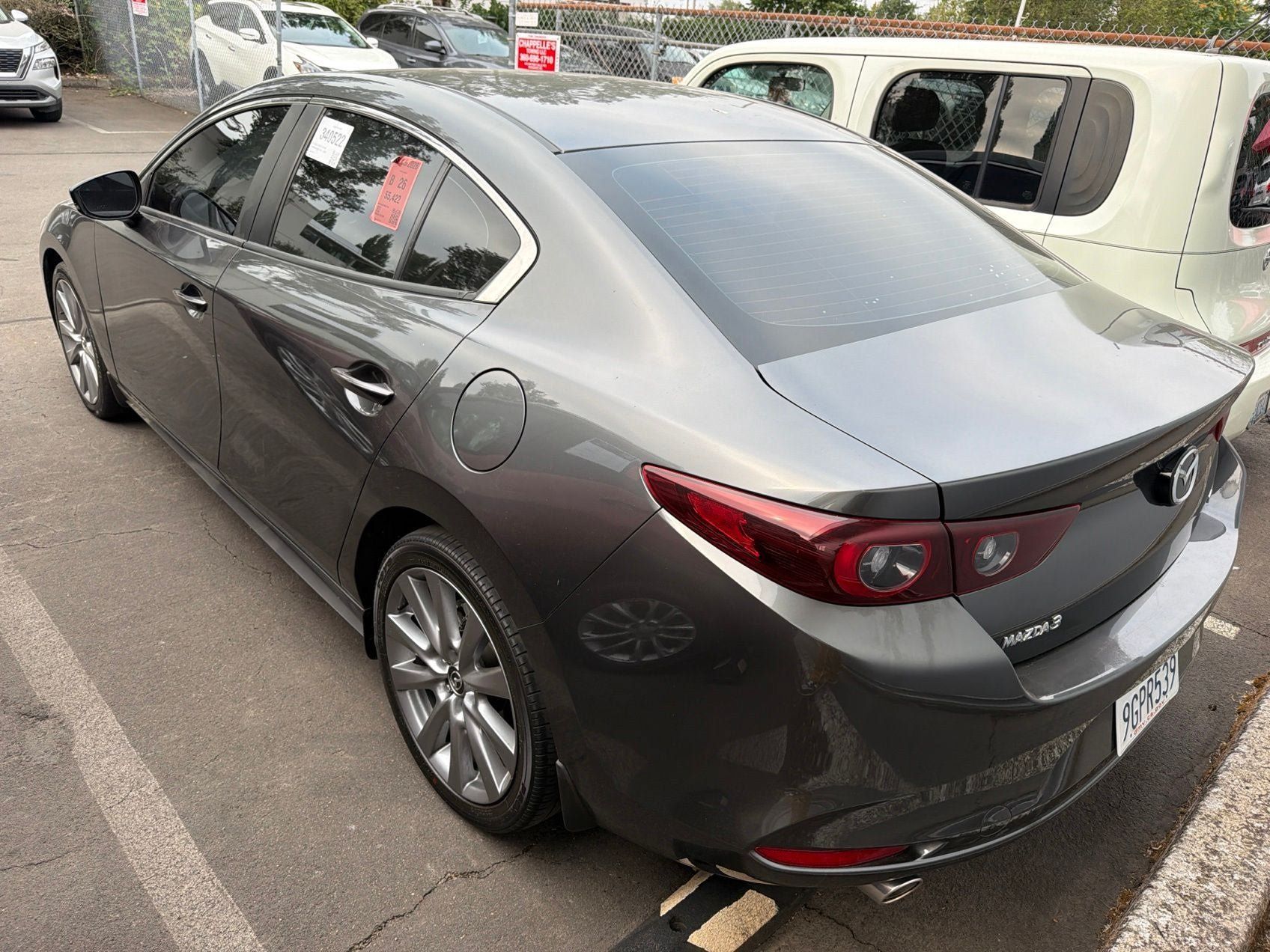Used 2023 MAZDA MAZDA3 s FWD image 3