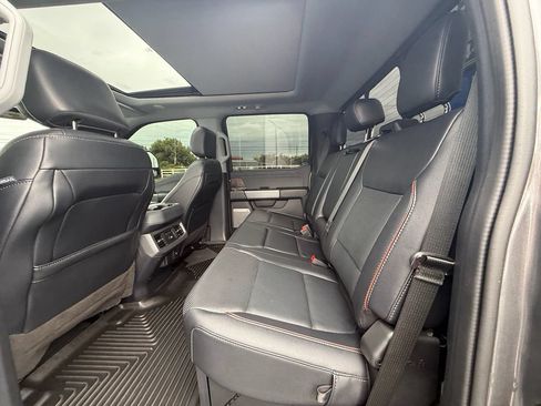 Used 2023 Ford F250 Lariat w/ Lariat Ultimate Package AWD/4WD image 19