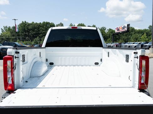 Used 2026 Ford F250 XLT AWD/4WD image 9