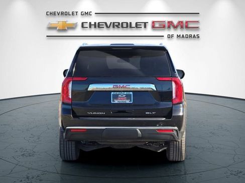 Used 2024 GMC Yukon SLT image 4