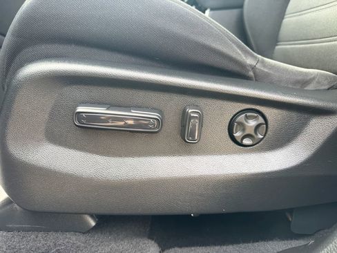 Used 2020 Honda CR-V EX image 16