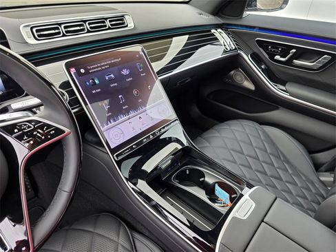 New 2026 Mercedes-Benz S 500 4MATIC image 19