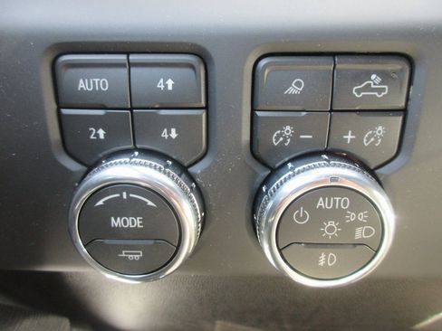 New 2026 GMC Sierra 2500 AT4X image 18