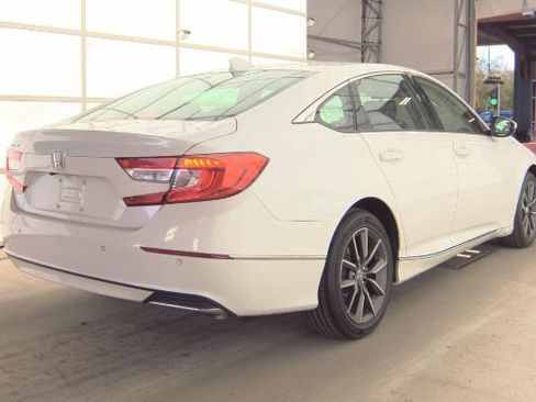Used 2021 Honda Accord EX-L image 3