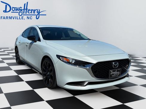 Used 2024 MAZDA MAZDA3 s FWD image 7