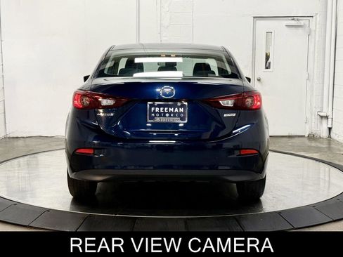 Used 2018 MAZDA MAZDA3 Sport image 7