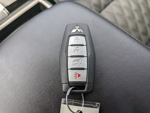 Used 2024 Mitsubishi Outlander SEL FWD image 34