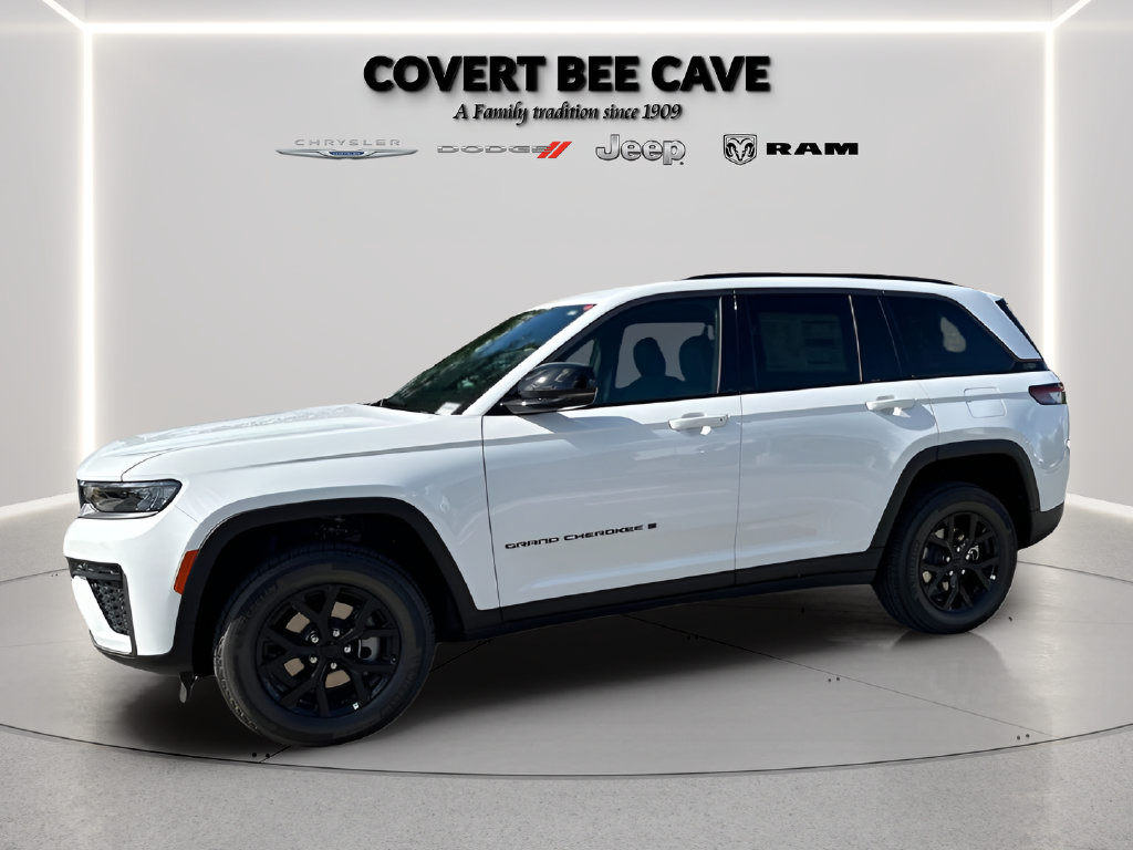 New 2026 Jeep Grand Cherokee Altitude RWD image 9