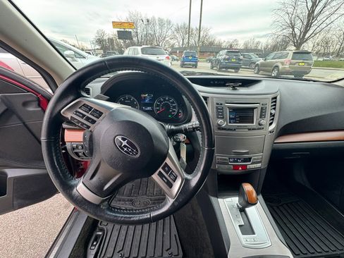 Used 2014 Subaru Outback 2.5i Limited w/ Moonroof Package image 17