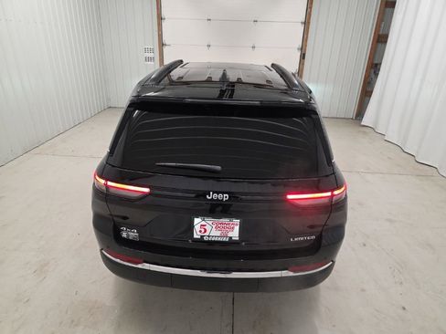 Used 2025 Jeep Grand Cherokee Limited w/ Trailer Tow Package image 5