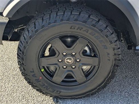 New 2025 Ford Bronco Big Bend w/ Black Diamond Package image 10