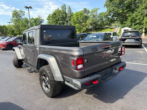 Used 2022 Jeep Gladiator Rubicon w/ Cold Weather Group AWD/4WD image 8