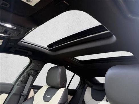 Used 2023 Cadillac CT5 Sport RWD image 27