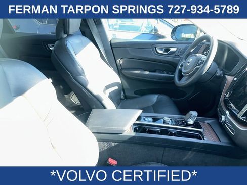 Certified 2024 Volvo XC60 B5 Plus image 6