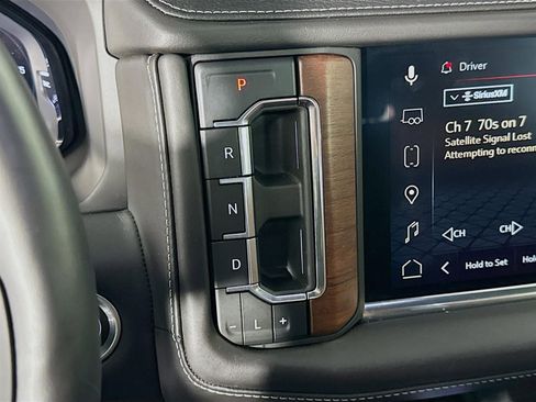 Certified 2023 GMC Yukon Denali Ultimate image 19