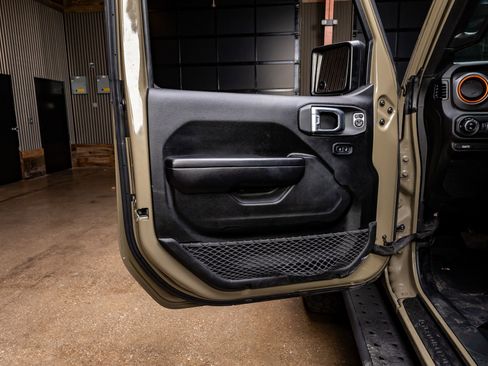 Used 2020 Jeep Gladiator Mojave w/ LED Lighting Group image 35