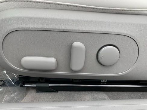 New 2025 Hyundai Ioniq 6 SEL image 11