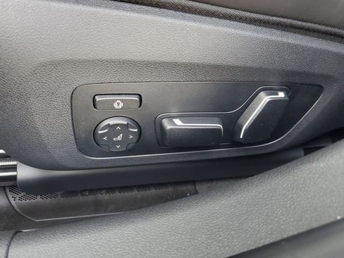 Used 2026 BMW M3 Competition image 24