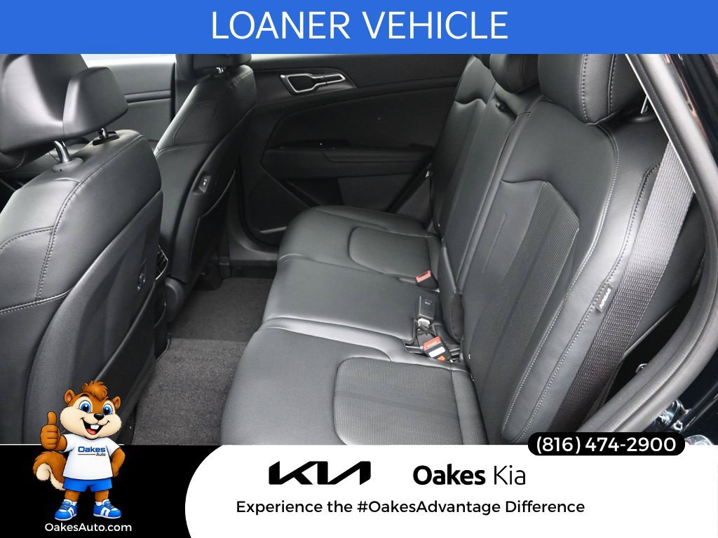 Certified 2026 Kia Sportage EX w/ EX Panorama Roof Package AWD/4WD image 28