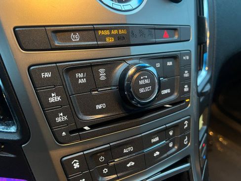 Used 2010 Cadillac CTS Sedan image 21