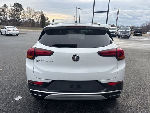 Used 2022 Buick Encore GX Essence w/ Experience Buick Package image 7