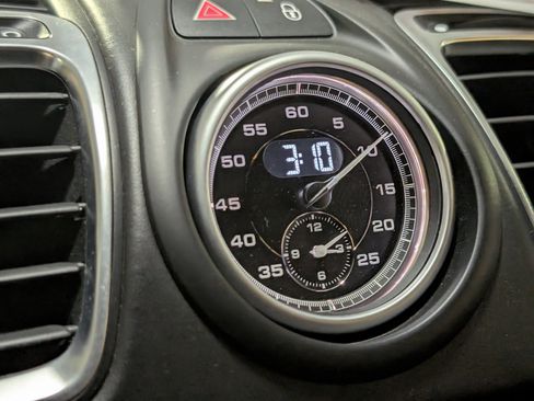 Used 2016 Porsche Boxster Spyder image 33