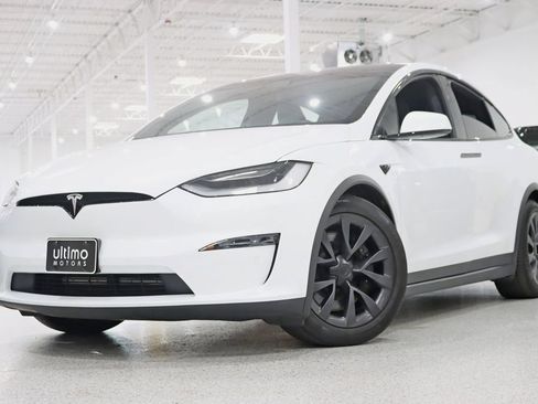 Used 2022 Tesla Model X Plaid AWD/4WD image 6