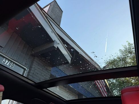 Used 2018 Land Rover Range Rover Sport HSE Dynamic image 23