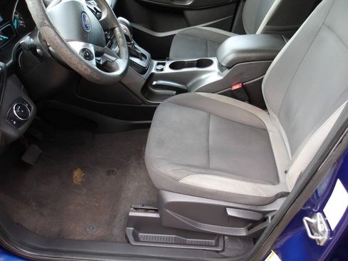 Used 2014 Ford Escape S FWD image 30