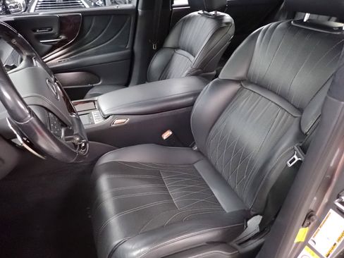 Used 2018 Lexus LS 500 AWD image 14