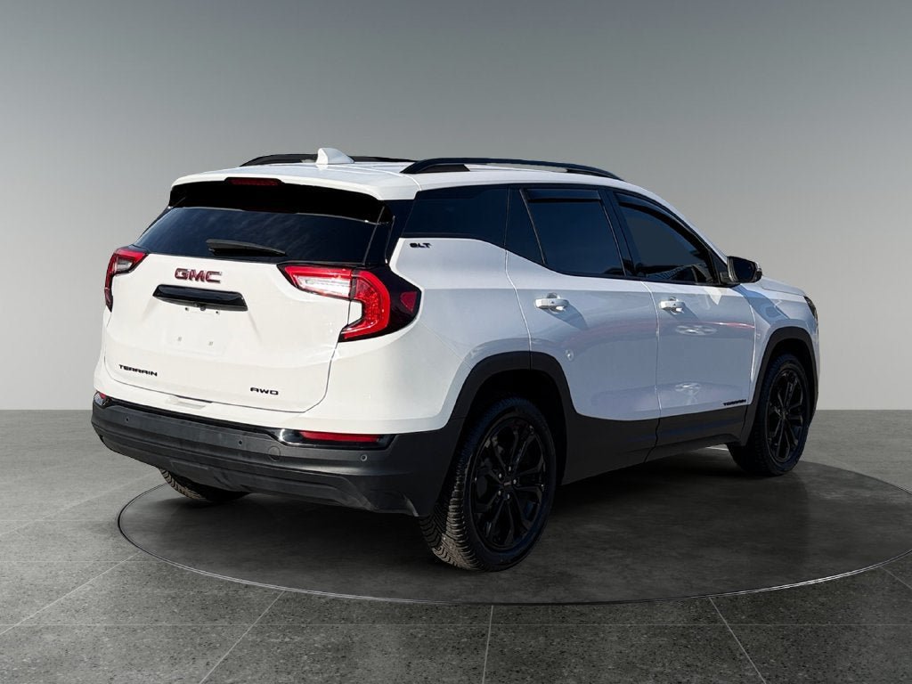 Used 2022 GMC Terrain SLT w/ Tech Package AWD/4WD image 10