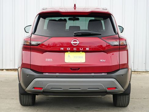 Used 2023 Nissan Rogue SV image 45