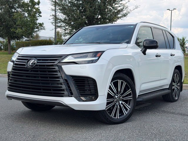Used 2025 Lexus LX 600 4WD w/ Appearance Package image 1