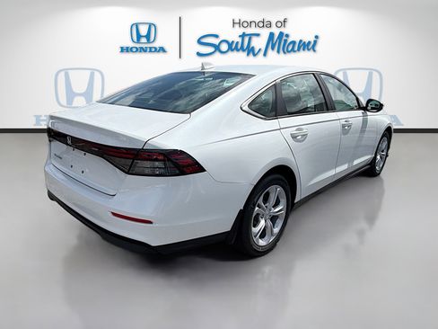 New 2026 Honda Accord LX image 7