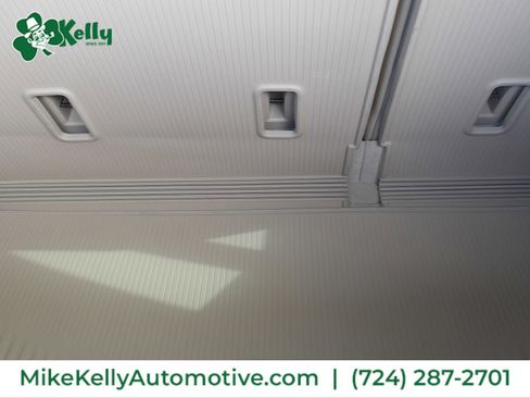 Used 2021 Cadillac Escalade Premium Luxury w/ Driver Assist Tech Package image 18