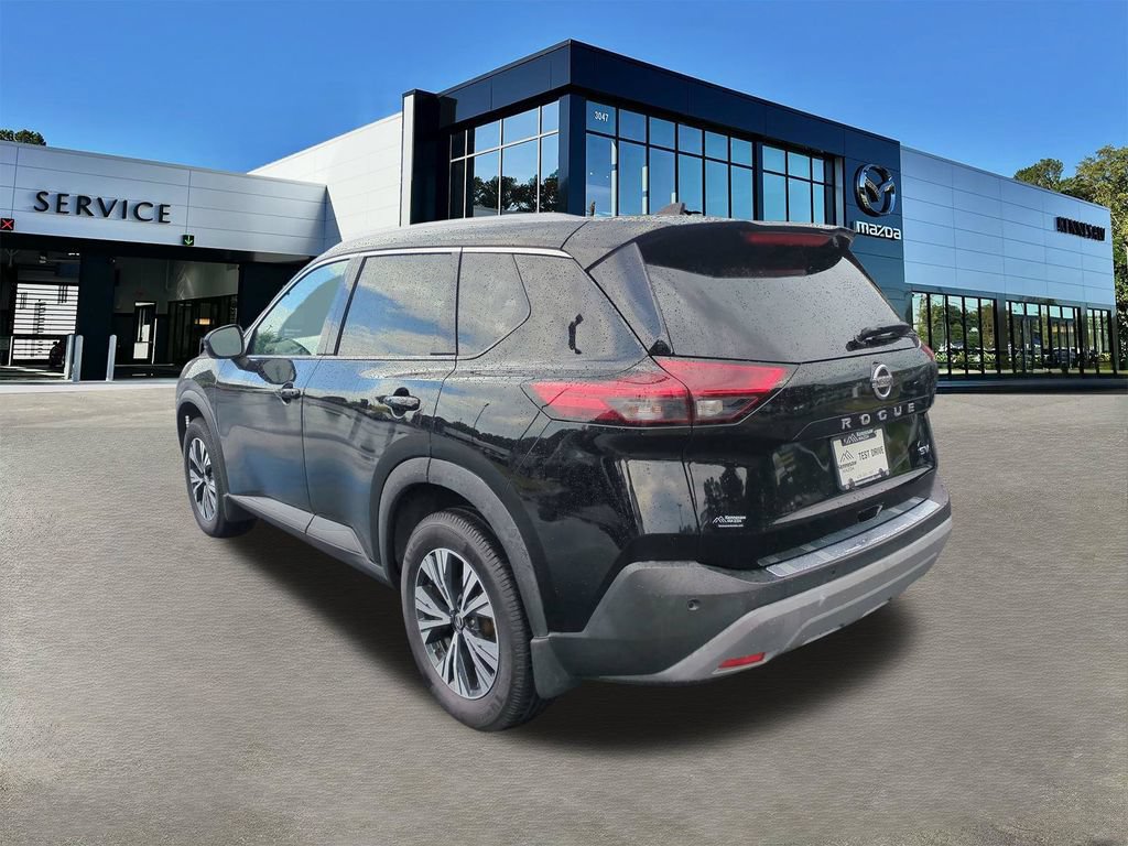 Used 2021 Nissan Rogue SV w/ Premium Package FWD image 6