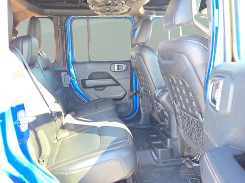 Used 2021 Jeep Wrangler Unlimited Rubicon w/ Dual Top Group image 41