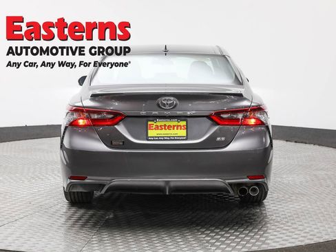 Used 2024 Toyota Camry SE FWD image 6