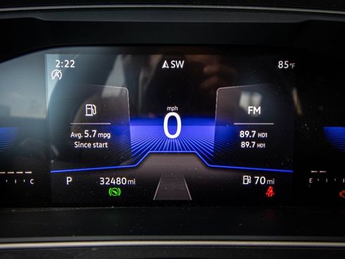 Certified 2023 Volkswagen Tiguan SE R-Line FWD image 37