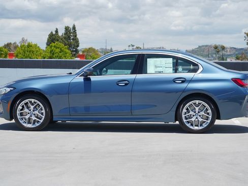 New 2026 BMW 330i Sedan w/ Convenience Package RWD image 4