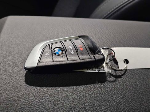 Certified 2025 BMW i4 xDrive40i w/ Premium Package image 46