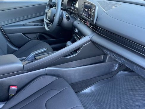 Certified 2026 Hyundai Elantra Sport FWD image 13
