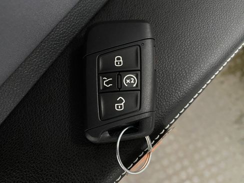 New 2026 Volkswagen Jetta SE image 29