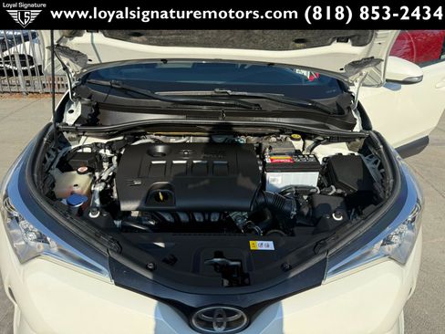 Used 2018 Toyota C-HR XLE FWD image 31