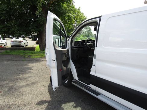 Used 2024 Ford Transit 250 Low Roof w/ Exterior Upgrade Package RWD image 21