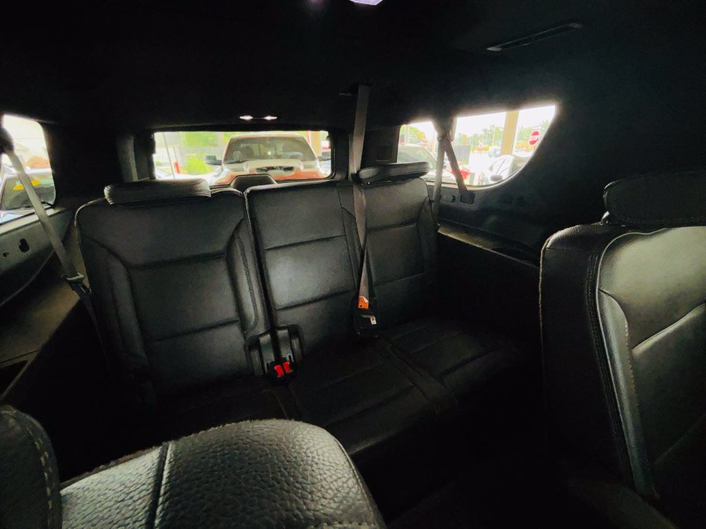 Used 2021 GMC Yukon XL Denali w/ Advanced Technology Package AWD/4WD image 40