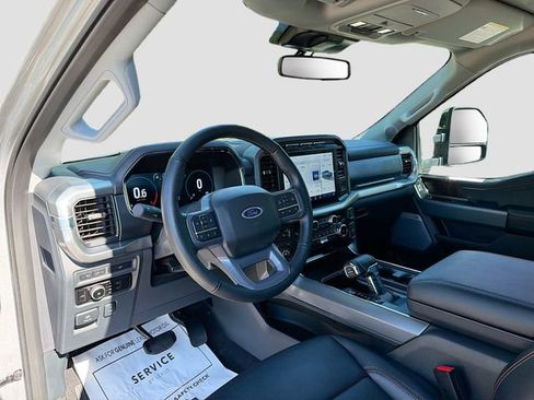 Used 2023 Ford F150 Lariat w/ Trailer Tow Package image 24