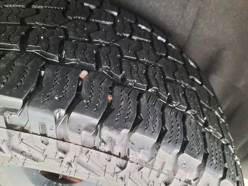 Used 2020 Jeep Grand Cherokee Altitude image 31