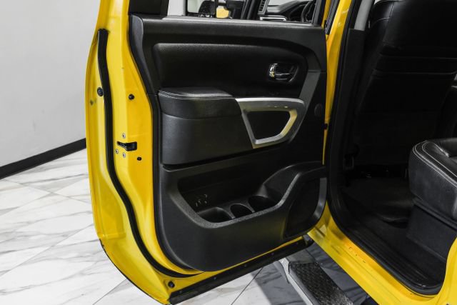 Used 2017 Nissan Titan PRO-4X w/ Pro-4x Convenience Package AWD/4WD image 43