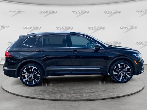Used 2023 Volkswagen Tiguan SEL R-Line AWD/4WD image 9
